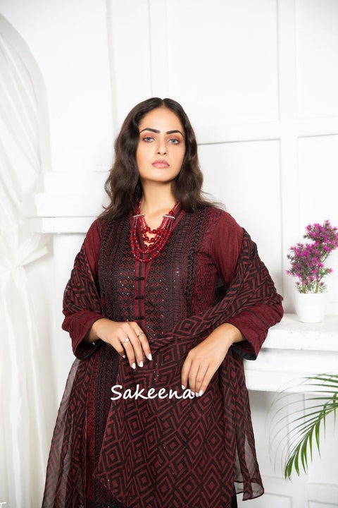 Ready to Wear Winter Embroidered Dress by Sakeena Hasan 06