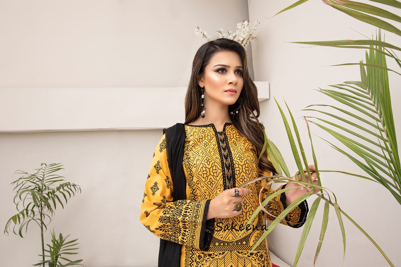 New Ready to Wear Embroidered 3 Pcs Dress by Sakeena Hasan 02