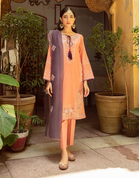 Luxury Lawn Ready to Wear Embroidered Collection by Shanyera 02