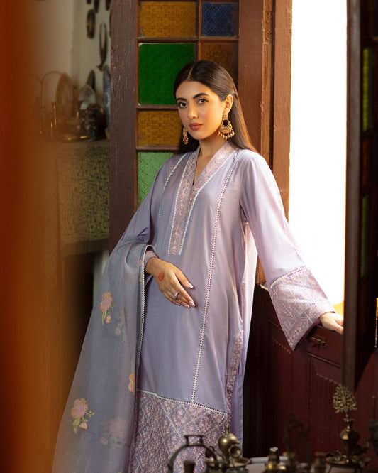 Luxury Lawn Ready to Wear Embroidered Collection by Shanyera 04